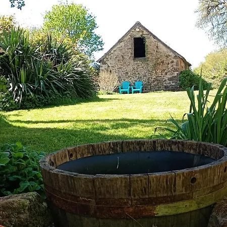 Le Clos Fleuri בית הארחה