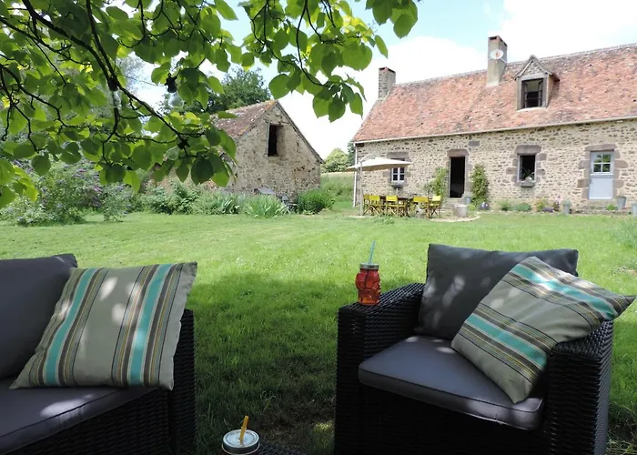 Le Clos Fleuri بيت ضيافة