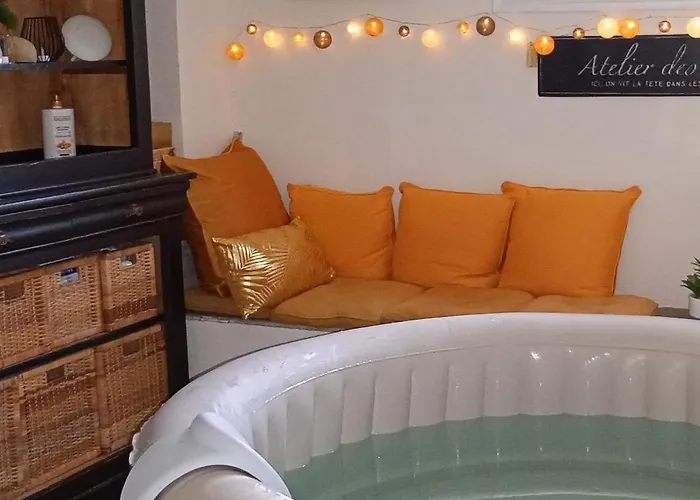 بيت ضيافة Le Clos Fleuri *